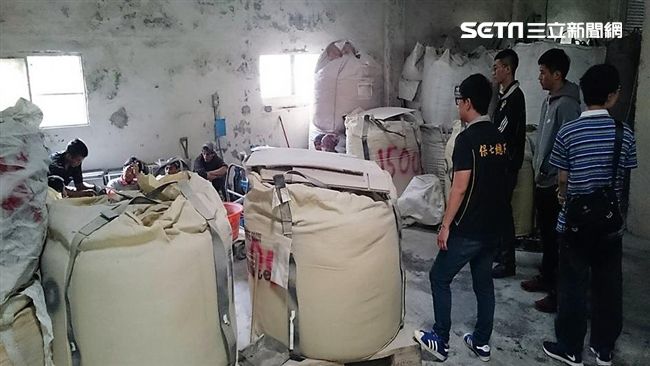 違法處理廢棄物　警連逮3廠商送辦