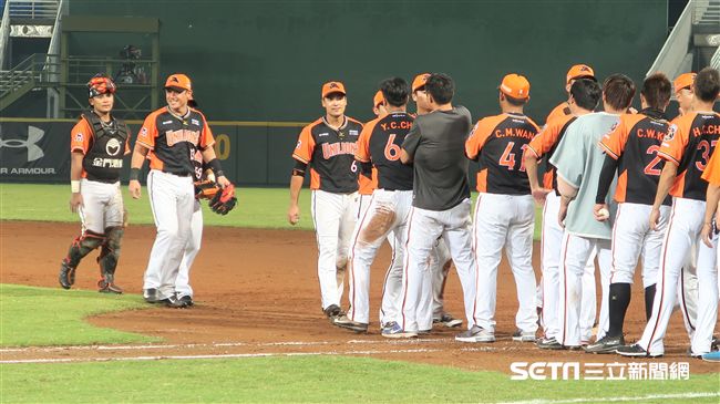 統一獅任意引退3選手　蔡萬霖轉情蒐