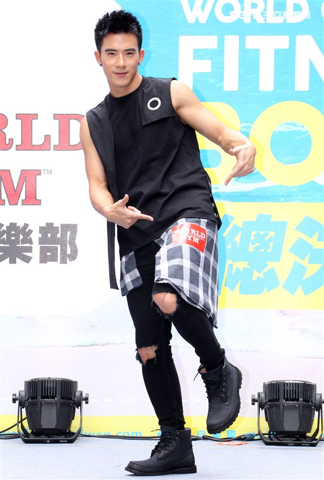 小甜甜、JR健身減肥成功因此愛上運動、分享經驗。（記者邱榮吉/攝影）