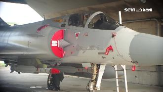 挑釁？共軍秀轟炸機、中央山脈同框照