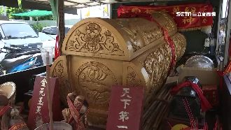 金棺遶境村民怕怕　部落村長出手攔