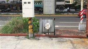 公廁,洗車,洗車場,露天,路邊　▲圖／翻攝自臉書爆料公社