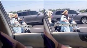 膝蓋,機車,電動車,X光,醫院,病人,慘叫,哀號,奶奶,老人　圖／翻攝自YouTube