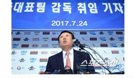 ▲宣銅烈成為韓國隊史上首位專任監督。（資料照／截自韓國媒體）