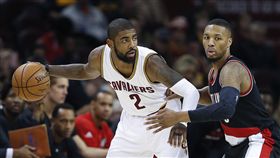 ▲Kryie Irving與Damian Lillard。（圖／美聯社／達志影像）