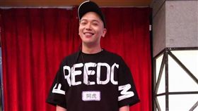 阿虎,老婆,Gal Gadot,新垣結衣,以色列,採訪　圖／翻攝自阿虎臉書