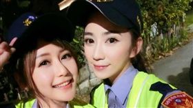 這一系列女警照在網路上引起轟動，不禁讓網友大喊「逮捕我吧！」（圖／翻攝畫面）