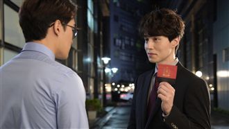 瘋鬼怪！ 店家出奇招找李棟旭神救援