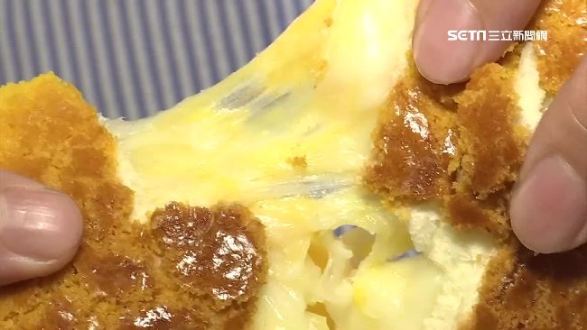 創意冰火菠蘿包　乳酪「牽絲」新口感