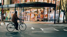 日本,韓國,吃,購物,追星,古蹟,老人家,長輩　圖／翻攝自pixabay　https://goo.gl/D45WQa