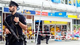 德國,漢堡,沙烏地阿拉伯,嫌犯,砍殺（圖／翻攝自推特）