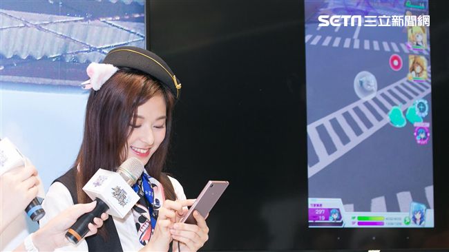 表特版女神現身　看過輔大周子瑜嗎？