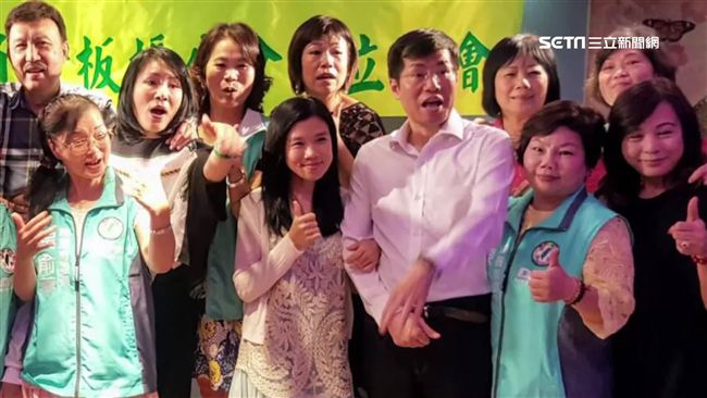 羅致政攜妻露面　陳亮吟挺：相信老公