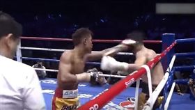 中國36歲蠅量級（51公斤級）拳王鄒市明被TKO_https://www.youtube.com/watch?v=9xUvQVJ93qY