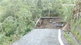 搶修苗62線坍方 石塊太重怪手側翻
苗栗,颱風,泰安鄉,下雨,落石,坍方,怪手,冷清,遊客,海棠