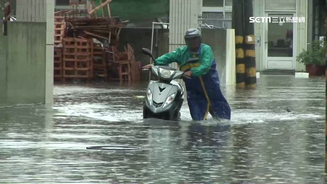 嘉義多處淹水成災　民眾怨：每年都淹