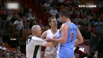 火爆脾氣聞名球壇　義射手毆人斷指