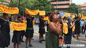 蔡英文道歉週年原住民抗議,巴奈,那布,傳統領域　圖／記者張之謙攝