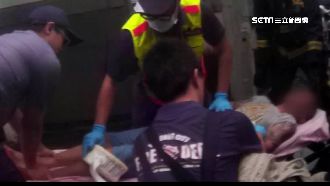 司機討薪水不成　上演自焚抗議戲碼