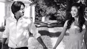 舒淇馮德倫結婚照／愛奇藝微博