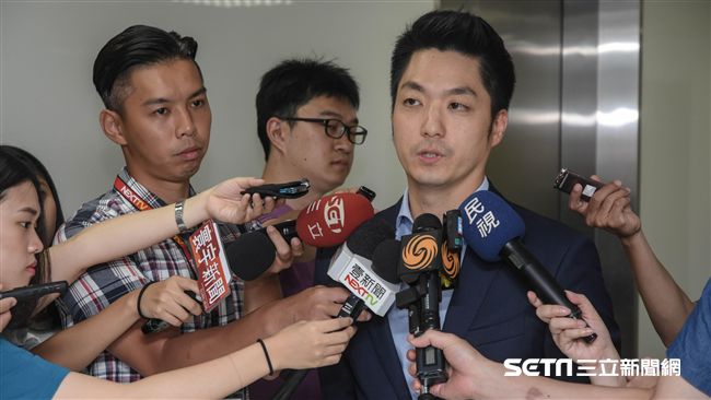 節電措施　藍委諷：藉燭光點亮台灣