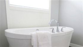 浴缸,泡澡,廁所,批踢踢,ptt,洗澡　圖／pixabay