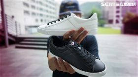 狂在娛樂圈刮旋風　火到沒朋友的熱燒鞋款