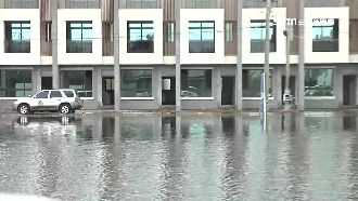 水岸景觀第一排　東港千萬豪宅全泡水