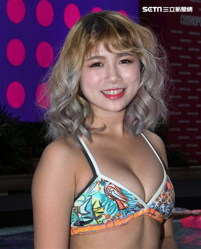 性感比基尼正妹葉思瑜sorena。（記者邱榮吉/攝影）