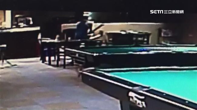 男持西瓜刀相約　撞球館砍死高中同學