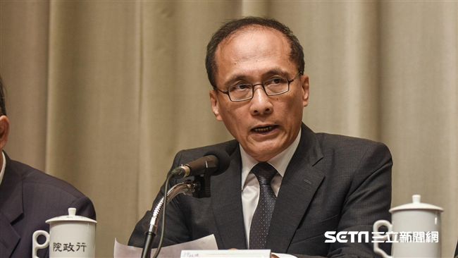 林全籲關冷氣節電　遭酸「木栓閉氣」