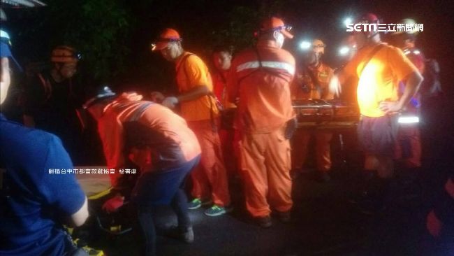 登山失足摔山谷　北市副大隊長妻身亡