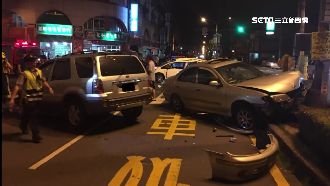 女肇逃再釀3死7傷　8歲童遭撞飛亡