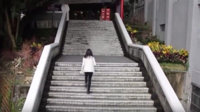 銘傳大學台北校區（下圖）長樓梯被學生們封為「天梯」。第一張圖為銘傳大學桃園校區。（圖／資料照）