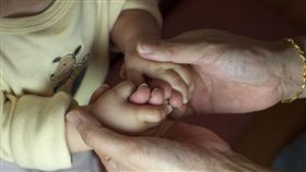 嬰兒,婆婆,帶小孩, 圖／Pixabay