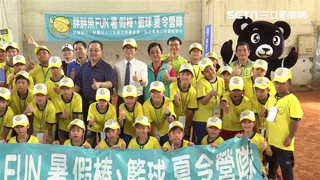 胖胖魚棒球營開訓！學童盼成台灣之光