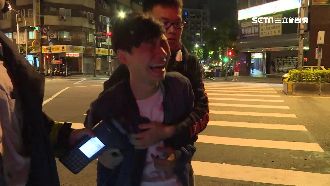 火燒「小老婆」痛哭！男大生又遭騙了