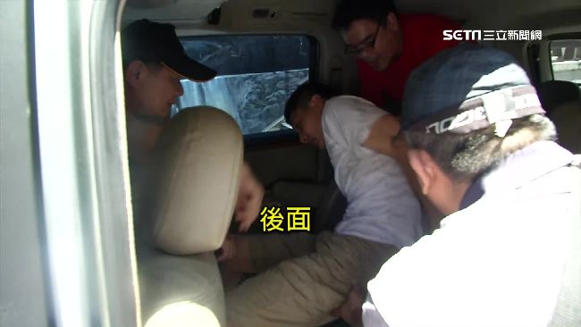 機靈警大喊「歐巴」　韓賊回頭遭識破