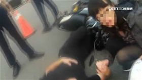 守候車禍傷者遭酸　熱血女孩難過痛哭 嘉義,車禍