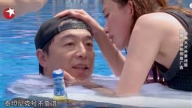 大陸,極限挑戰,林志玲,黃渤,禮貌眼,紳士,尊重（圖／翻攝自SMG上海電視台官方頻道 YouTube）