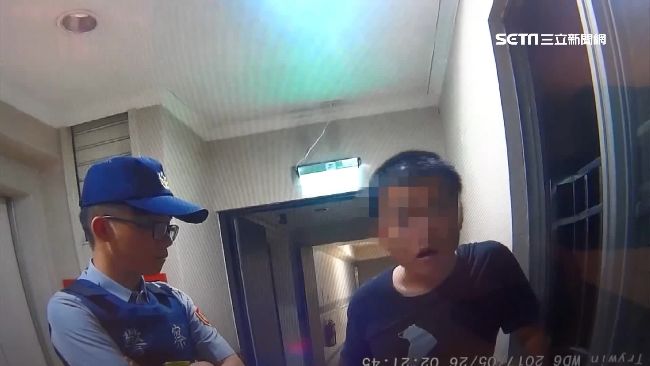 狂男不服取締　竟咬掉員警手臂一塊肉