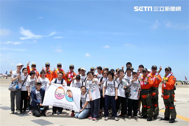 空軍慶祝八一四勝利八十周年空軍官校營區開放。（記者邱榮吉/攝影）