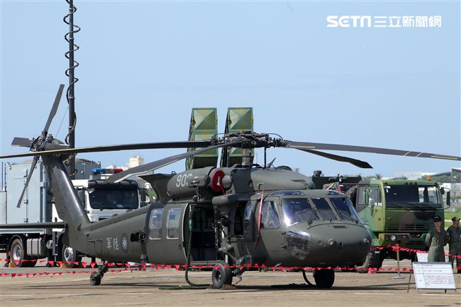 空軍慶祝八一四勝利八十周年空軍官校營區開放。（記者邱榮吉/攝影）