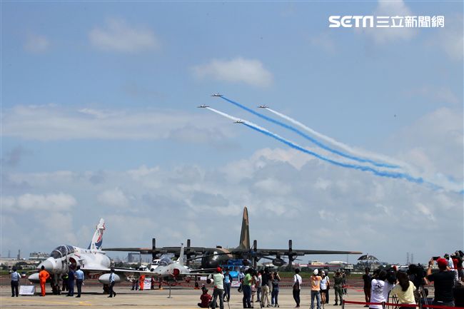 空軍慶祝八一四勝利八十周年空軍官校營區開放。（記者邱榮吉/攝影）