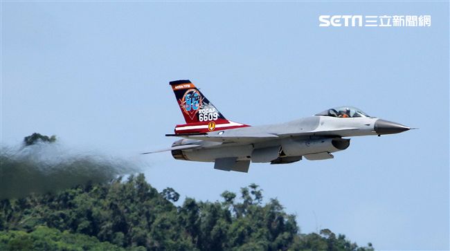 空軍慶祝八一四勝利八十周年空軍官校營區開放。（記者邱榮吉/攝影）