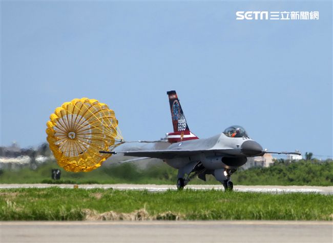 空軍慶祝八一四勝利八十周年空軍官校營區開放。（記者邱榮吉/攝影）