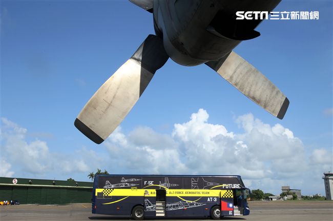 空軍慶祝八一四勝利八十周年空軍官校營區開放。（記者邱榮吉/攝影）