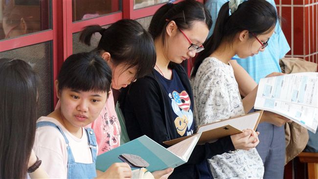 大學考試分發放榜　缺額人數8年新高