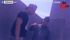 食飯+食麵！客語嘻哈充滿客家風情。（圖／翻攝自最近紅什麼臉書）