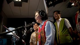 蔡英文出席「Alian 96.3原住民族廣播電台」開台典禮。（總統府提供）